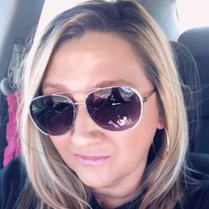 Meet your Posher, Melanie